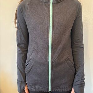 Ivivva by Lululemon grey zippered jacket size 12